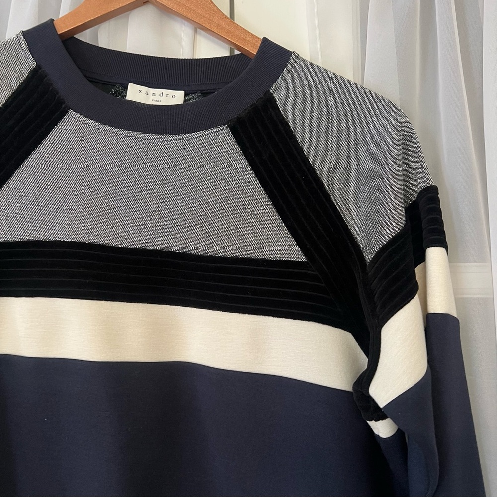 Sandro Paris Igal Metallic Silver Velvet Black & Navy Sweatshirt Size 1/Small - Picture 6 of 11
